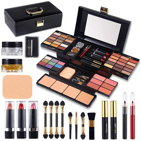 Makeup Kits & Sets 